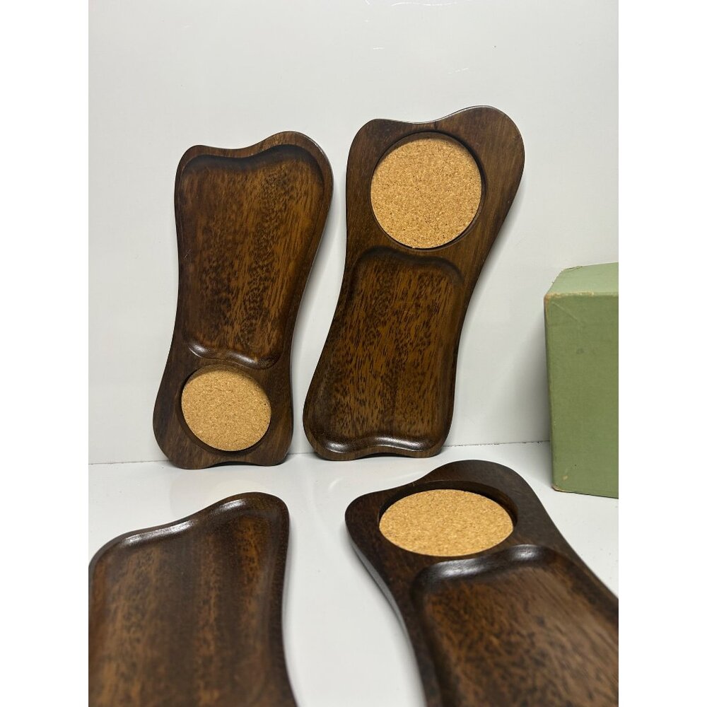 Imperial International Hand-Carved Kala-Wood 4-Piece TV Tray Set With Cork Inset - Picture 3 of 11